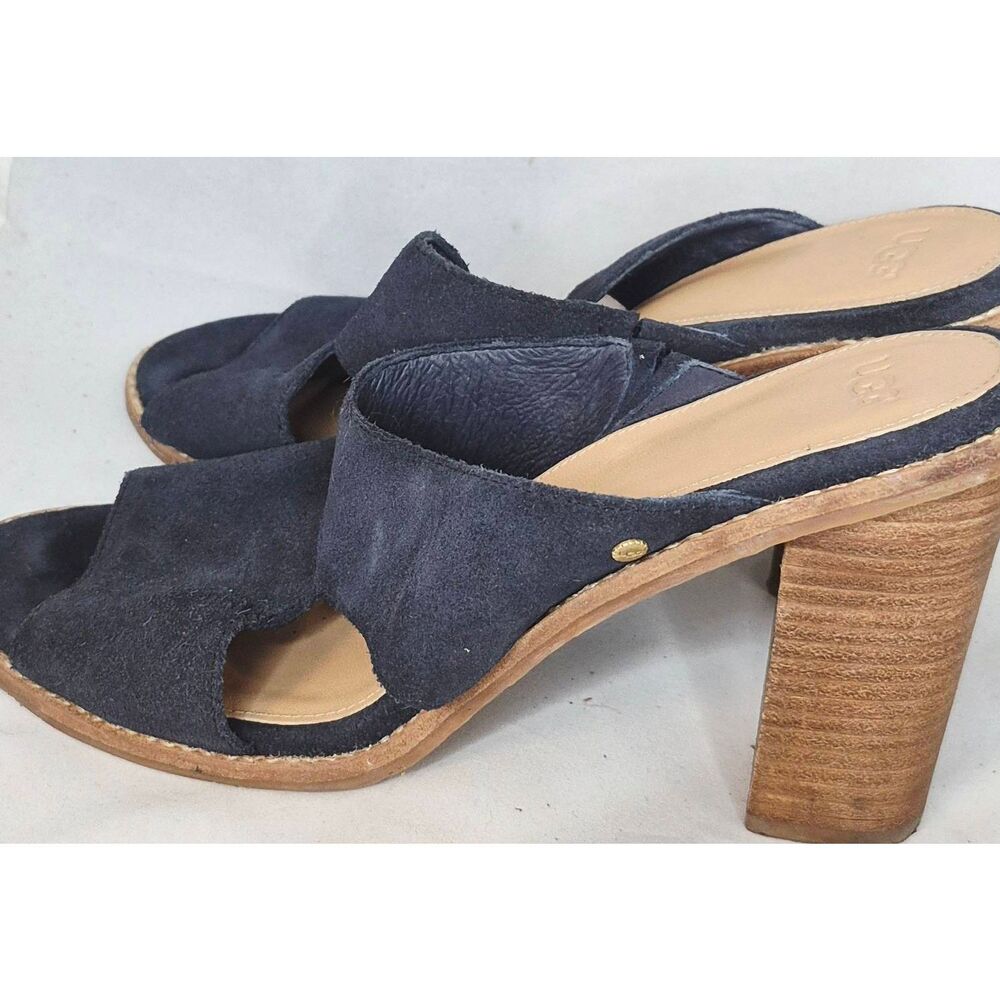 UGG heels - Picture 2 of 8